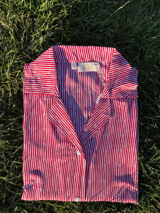 Serene Thread’s linen shirt dress featuring red and white stripes – Iconico Stripes Candy